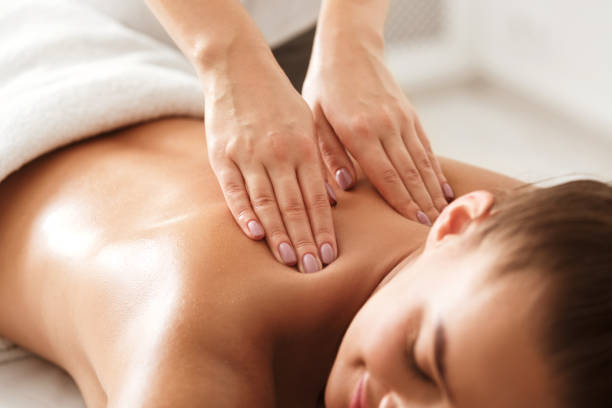 How to Become a Massage Therapist in Aurora